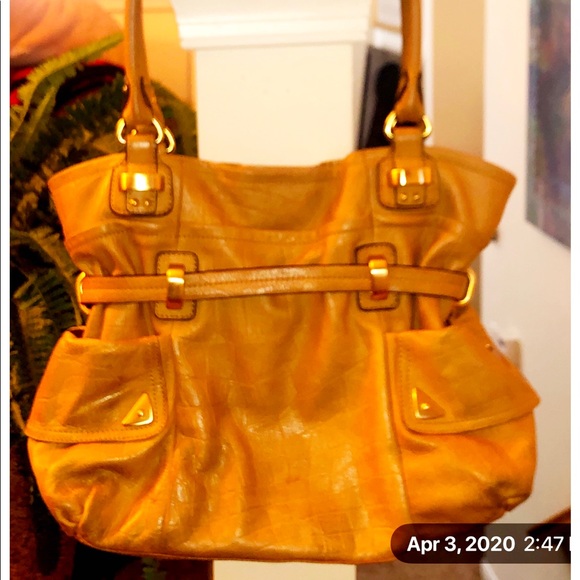 b. makowsky Handbags - B. Makowski Luxury Purse-Tan w Gold Accents.